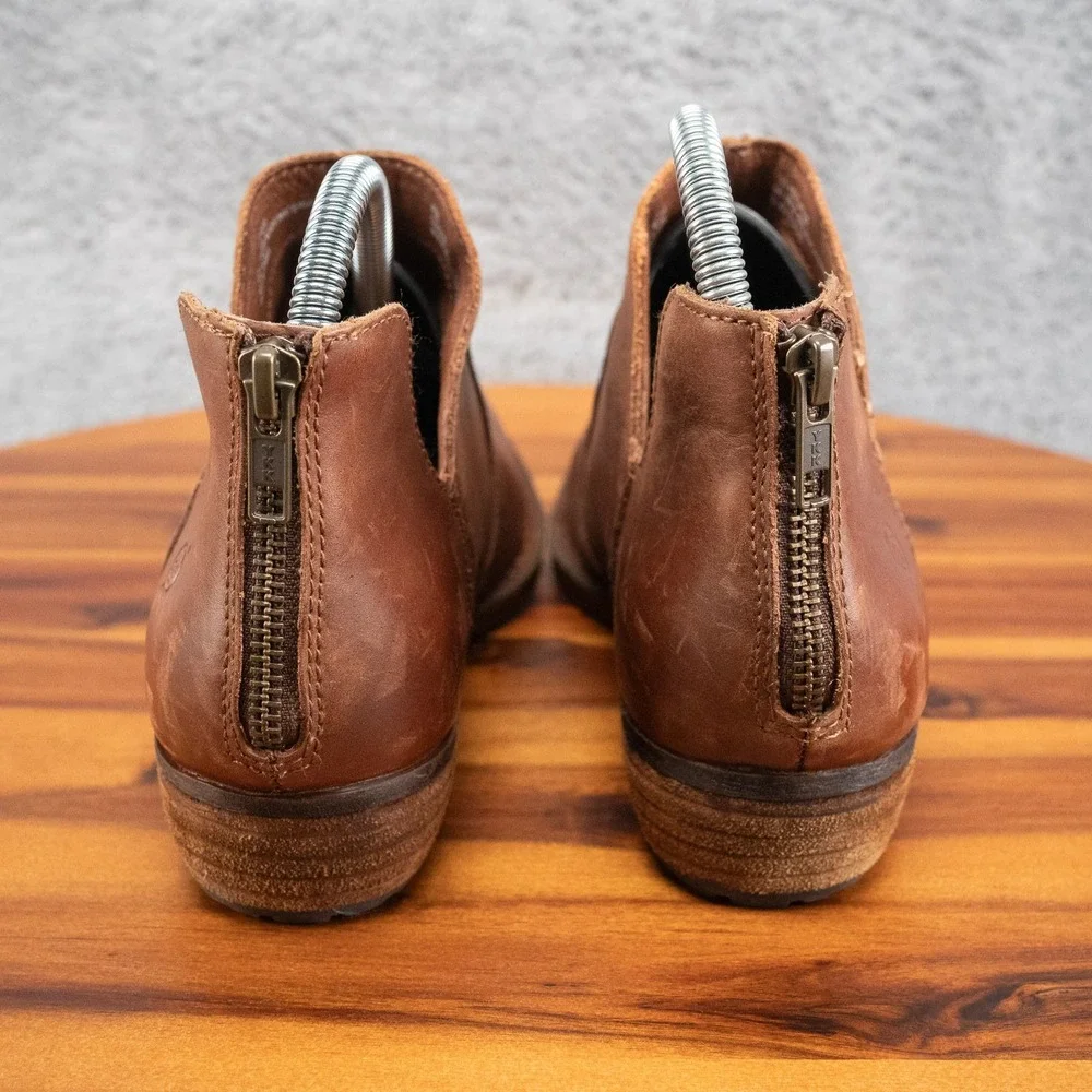 Born Women's Kerri Smooth Leather Distressed Booties Brown Size 8